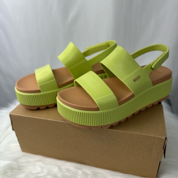 NWT Women’s Reef Water Vista Higher Platform Sandals bright green Sz 8 - Picture 3 of 10
